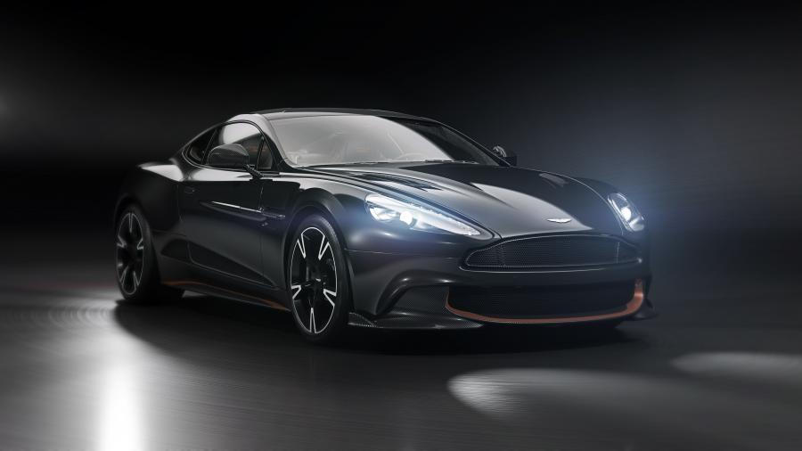 Aston Martin Vanquish S Ultimate 2017 года  (фото 1 из 6)